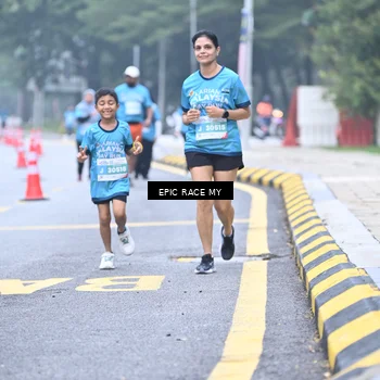 Runner Photo 7038162
