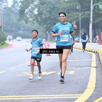 Runner Photo 7038171