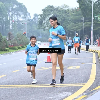 Runner Photo 7038177