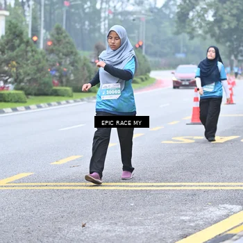 Runner Photo 7038191