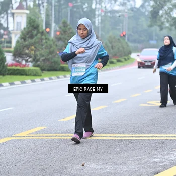 Runner Photo 7038194