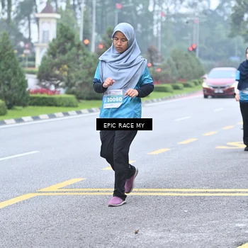 Runner Photo 7038195