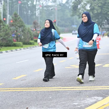 Runner Photo 7038205