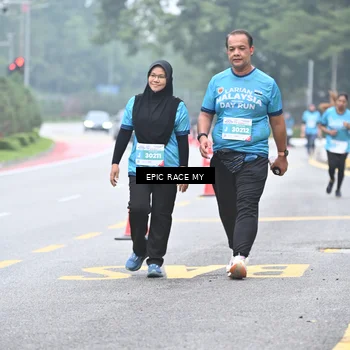 Runner Photo 7038233