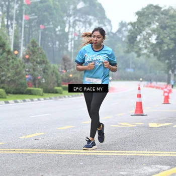 Runner Photo 7038241