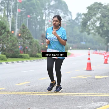 Runner Photo 7038242