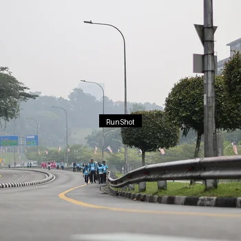 Runner Photo 7038249