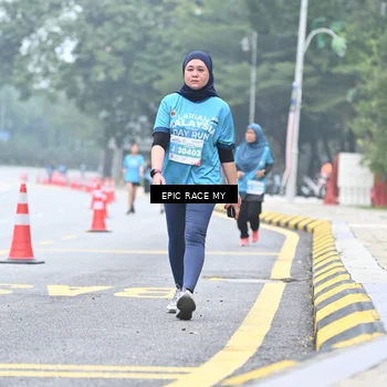 Runner Photo 7038251