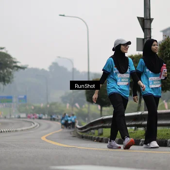 Runner Photo 7038255