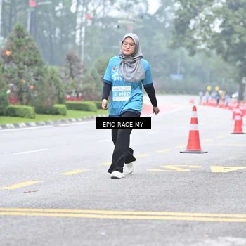 Runner Photo 7038299