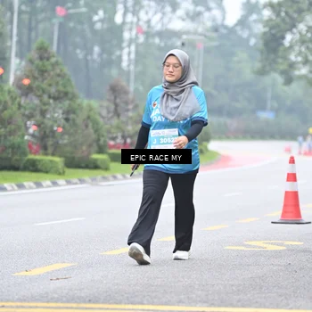 Runner Photo 7038301
