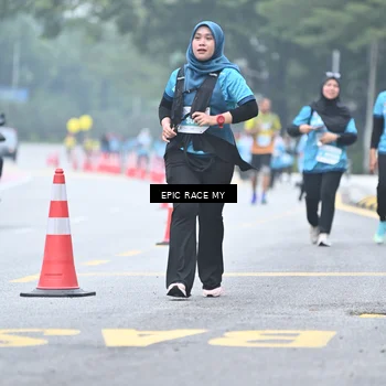 Runner Photo 7038306