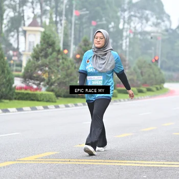 Runner Photo 7038308
