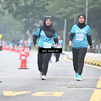 Runner Photo 7038325