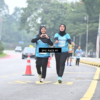 Runner Photo 7038333