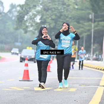 Runner Photo 7038336