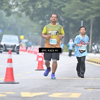 Runner Photo 7038341