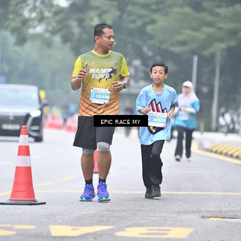 Runner Photo 7038345