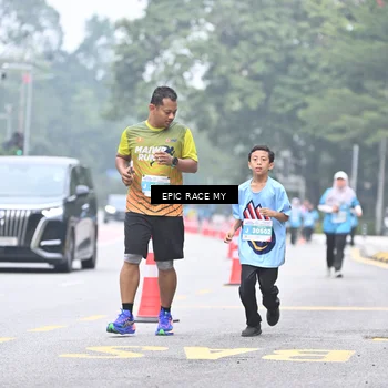 Runner Photo 7038347