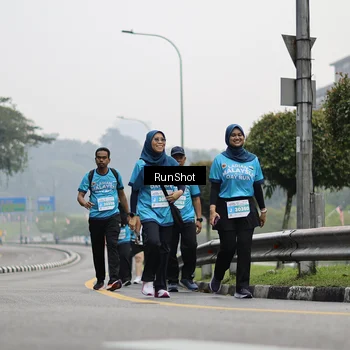 Runner Photo 7038358