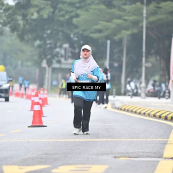 Runner Photo 7038360