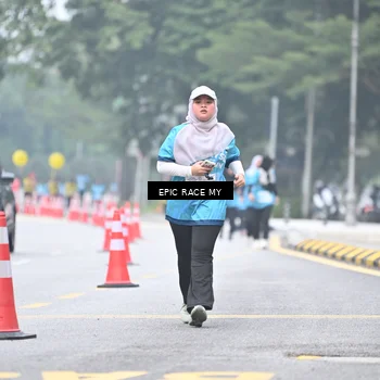 Runner Photo 7038361