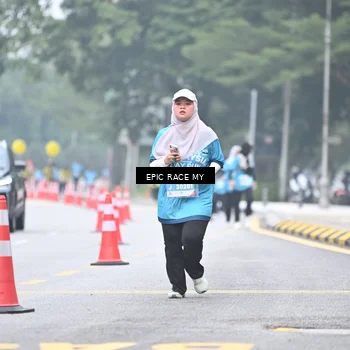 Runner Photo 7038364