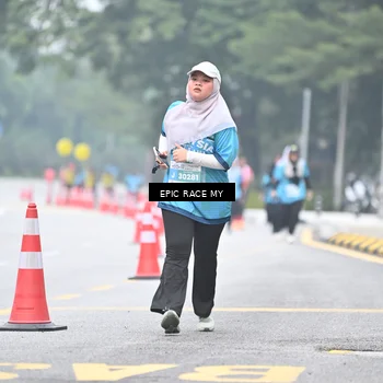 Runner Photo 7038370