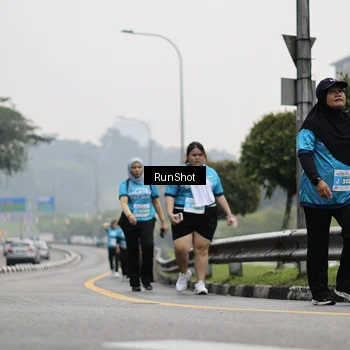 Runner Photo 7038375
