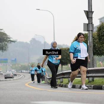 Runner Photo 7038381