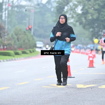 Runner Photo 7038387