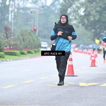 Runner Photo 7038388