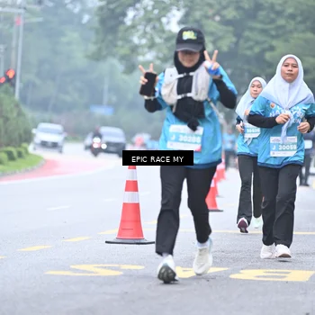 Runner Photo 7038395