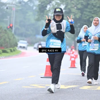 Runner Photo 7038396