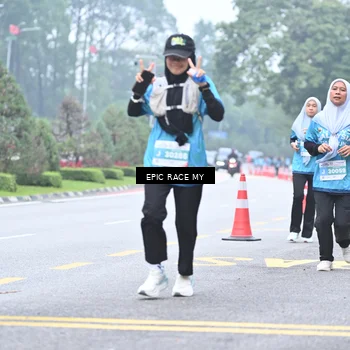 Runner Photo 7038399