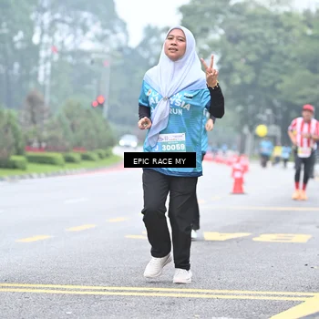 Runner Photo 7038415