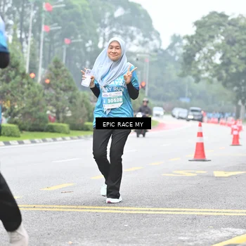 Runner Photo 7038421