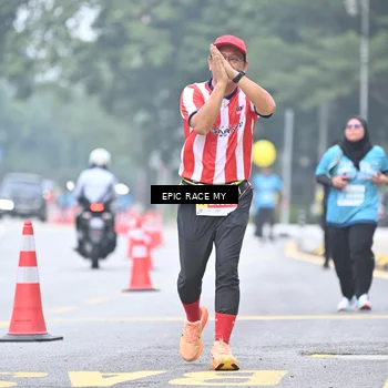 Runner Photo 7038422