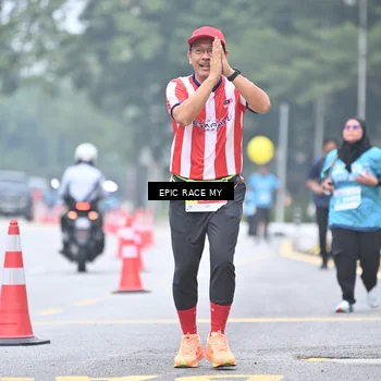 Runner Photo 7038423