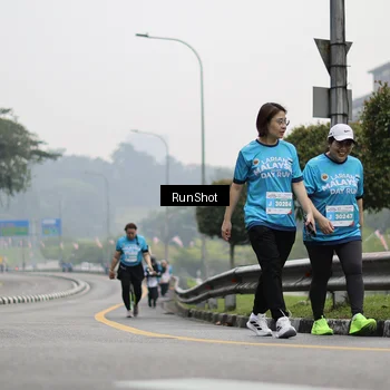 Runner Photo 7038425