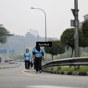 Runner Photo 7038434