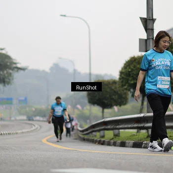 Runner Photo 7038450