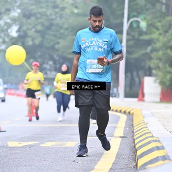 Runner Photo 7038454