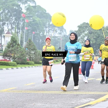 Runner Photo 7038468