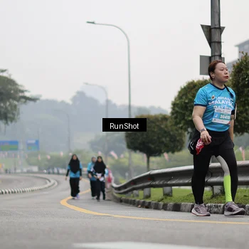Runner Photo 7038470