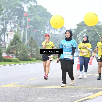 Runner Photo 7038471