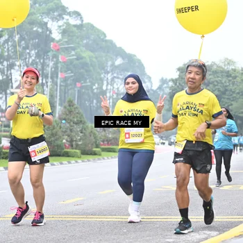 Runner Photo 7038483
