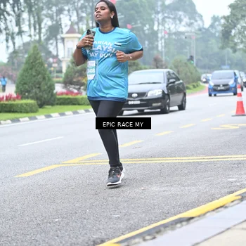 Runner Photo 7038493