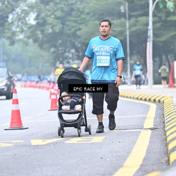 Runner Photo 7038496