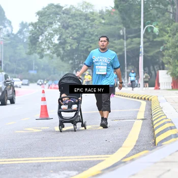 Runner Photo 7038498